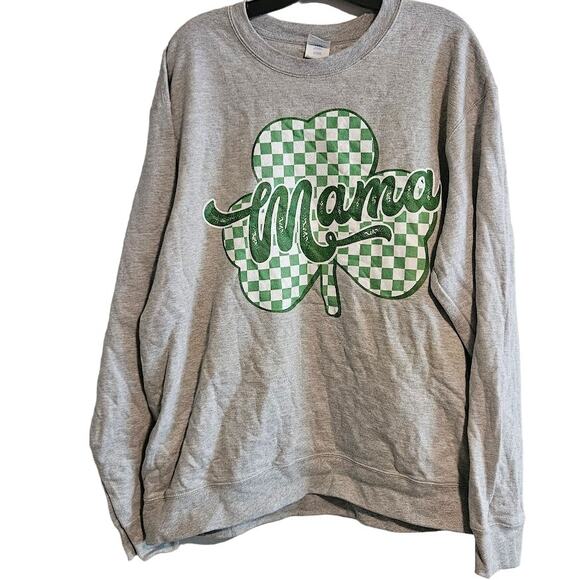 Large Grey Mama with checkered clover in green crewneck - Picture 1 of 4